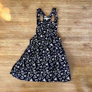 American Eagle Women’s Black & White Triangle Print Overall Dress Size XS
